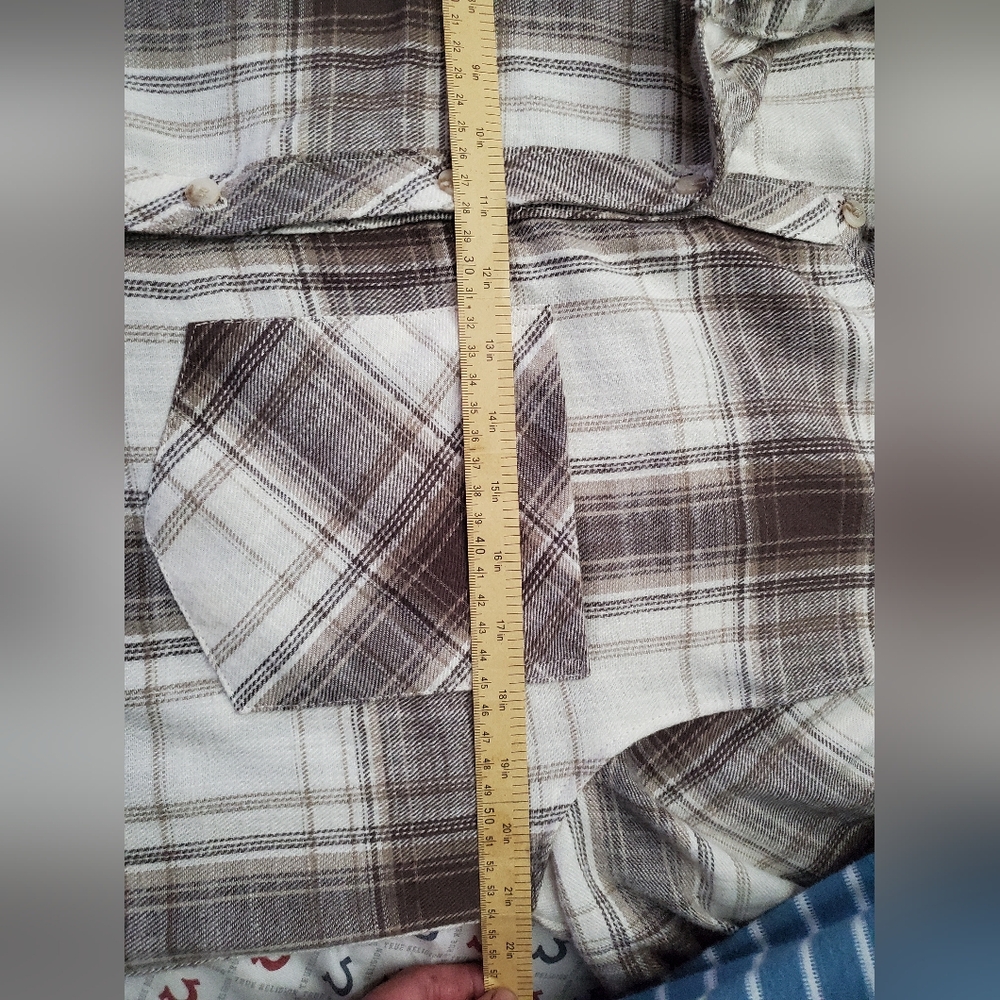 Flannel - Picture 3 of 3